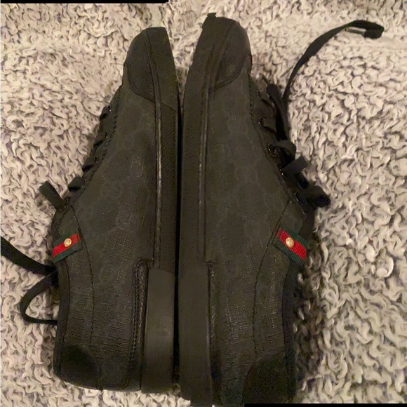 Gucci sneakers authentic size 6.5 G - Picture 2 of 9